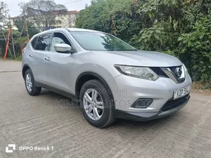 Nissan X-Trail 2015 Silver