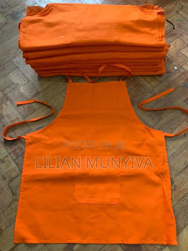 Plain Kitchen Aprons - thumbnail 2