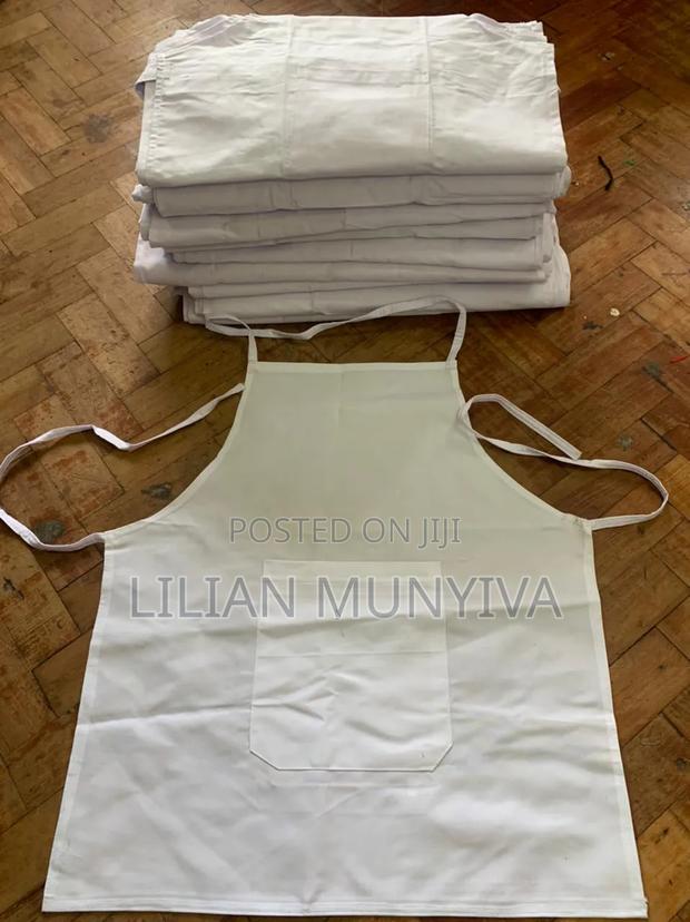 Plain Kitchen Aprons - thumbnail 3