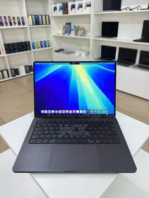 Laptop Apple MacBook Pro 2024 M4 Pro 24GB Apple M4 Pro SSD 1T