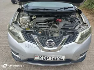 Nissan X-Trail 2015 Silver