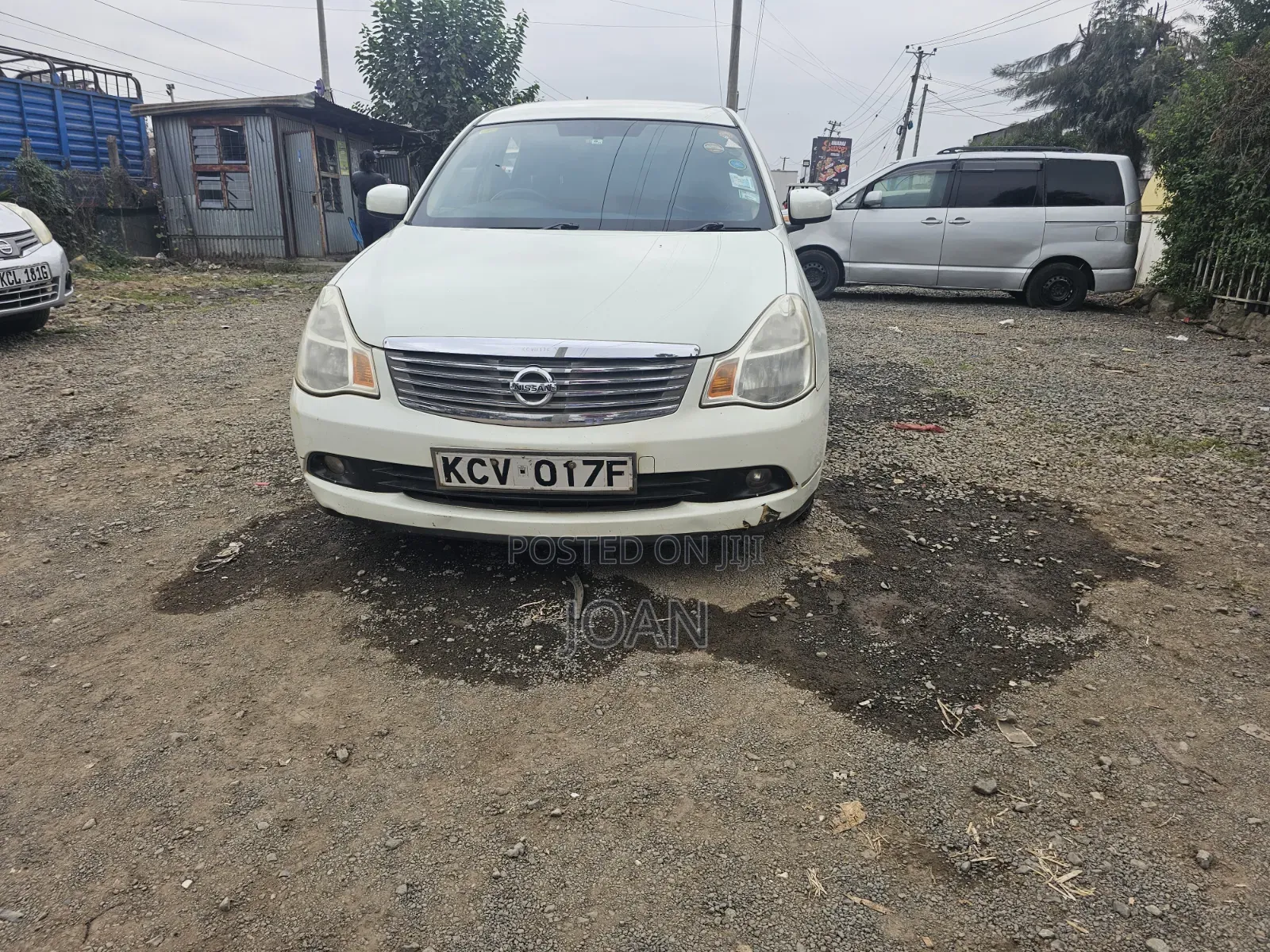 Nissan Bluebird 2012 White