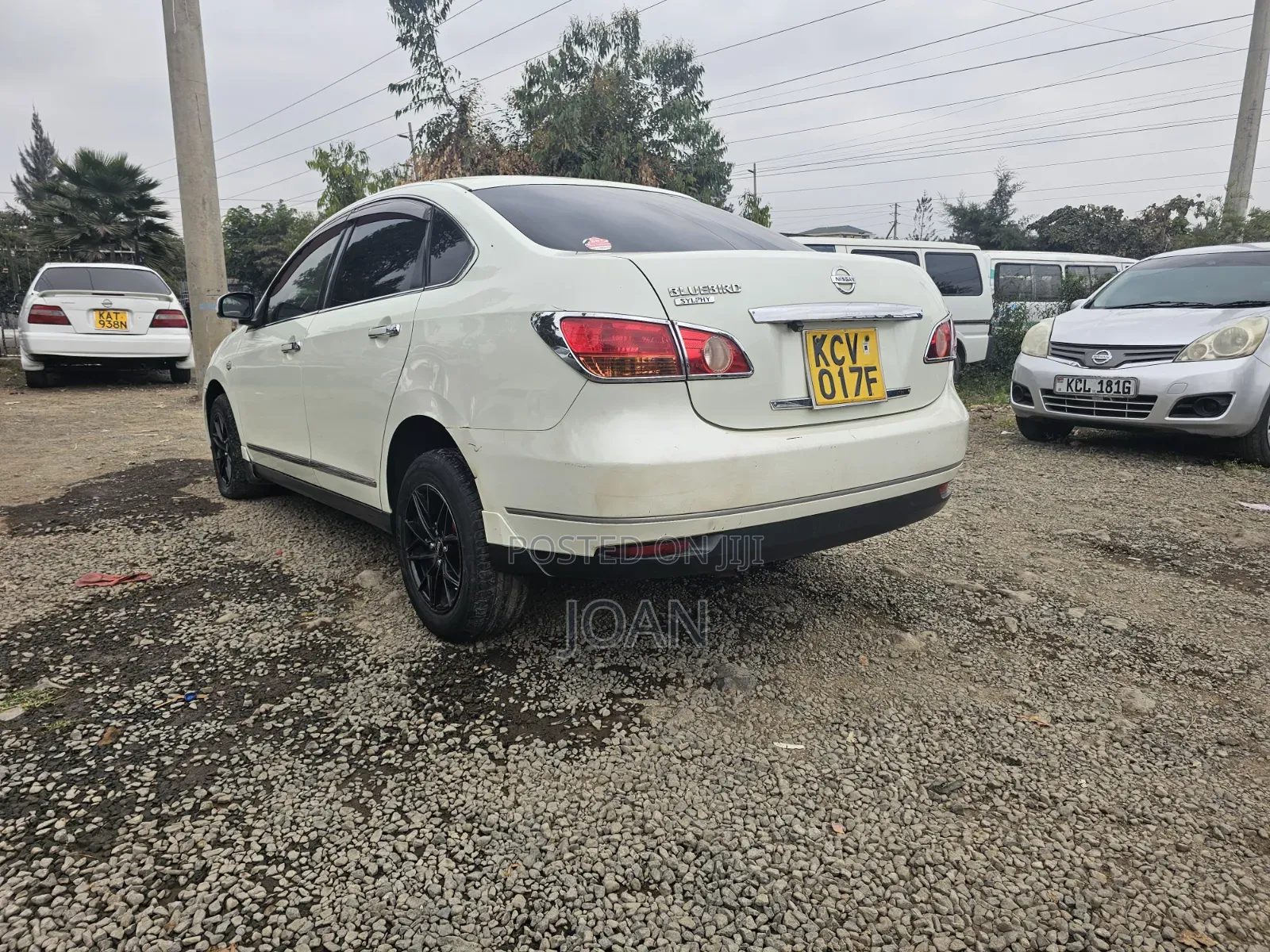 Nissan Bluebird 2012 White