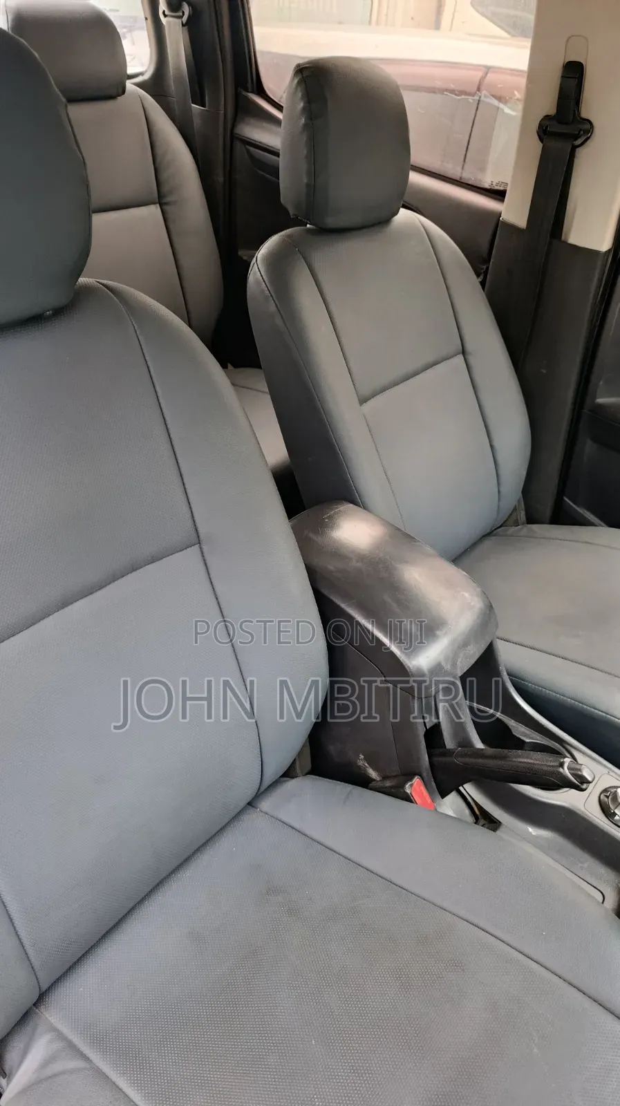 Isuzu D-MAX 2013 White
