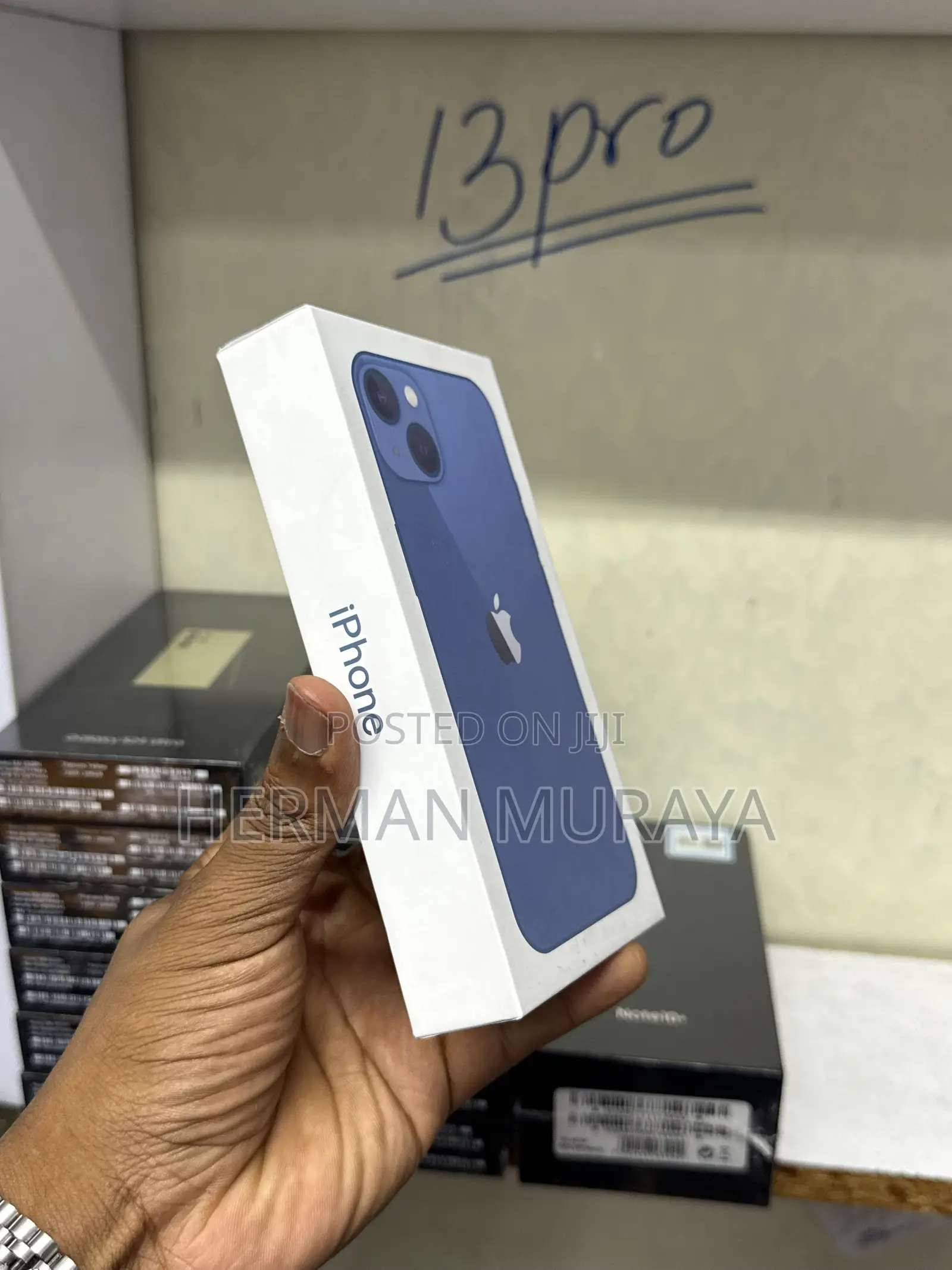 New Apple iPhone 13 128 GB Blue