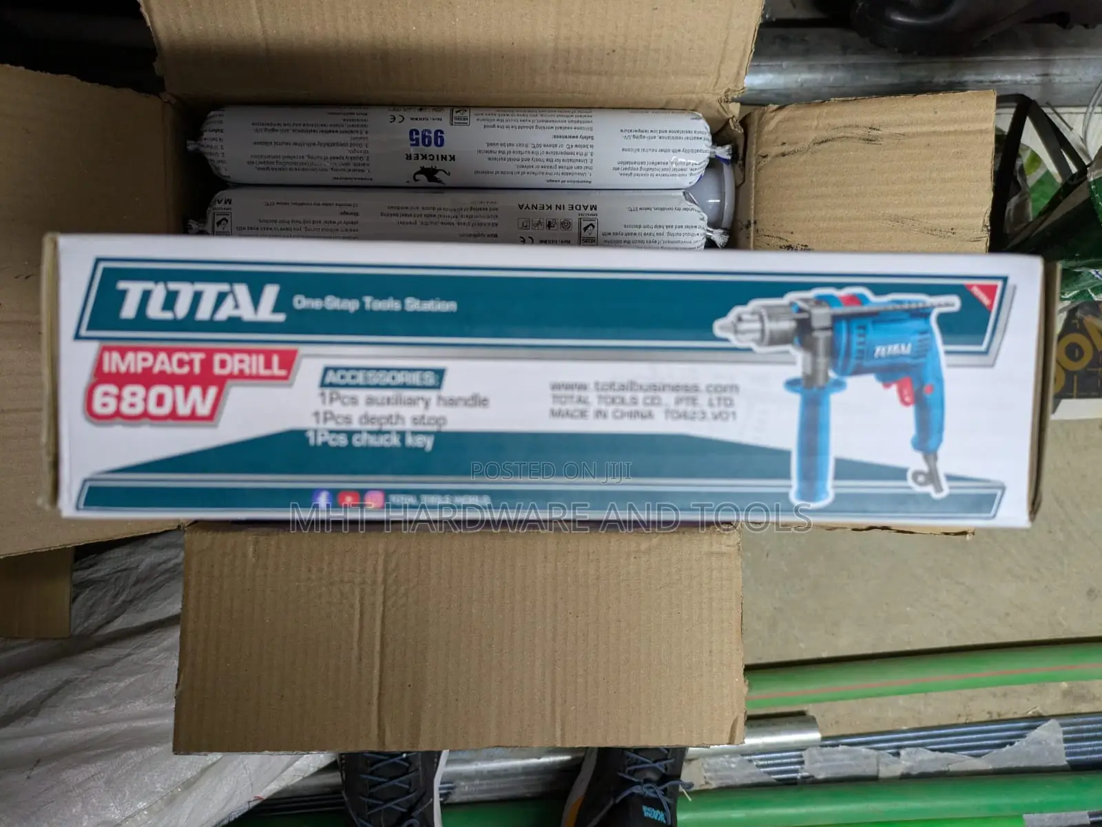 Total 680w Corded Impact Drill
