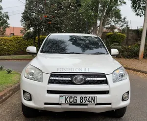 Toyota RAV4 2009 White