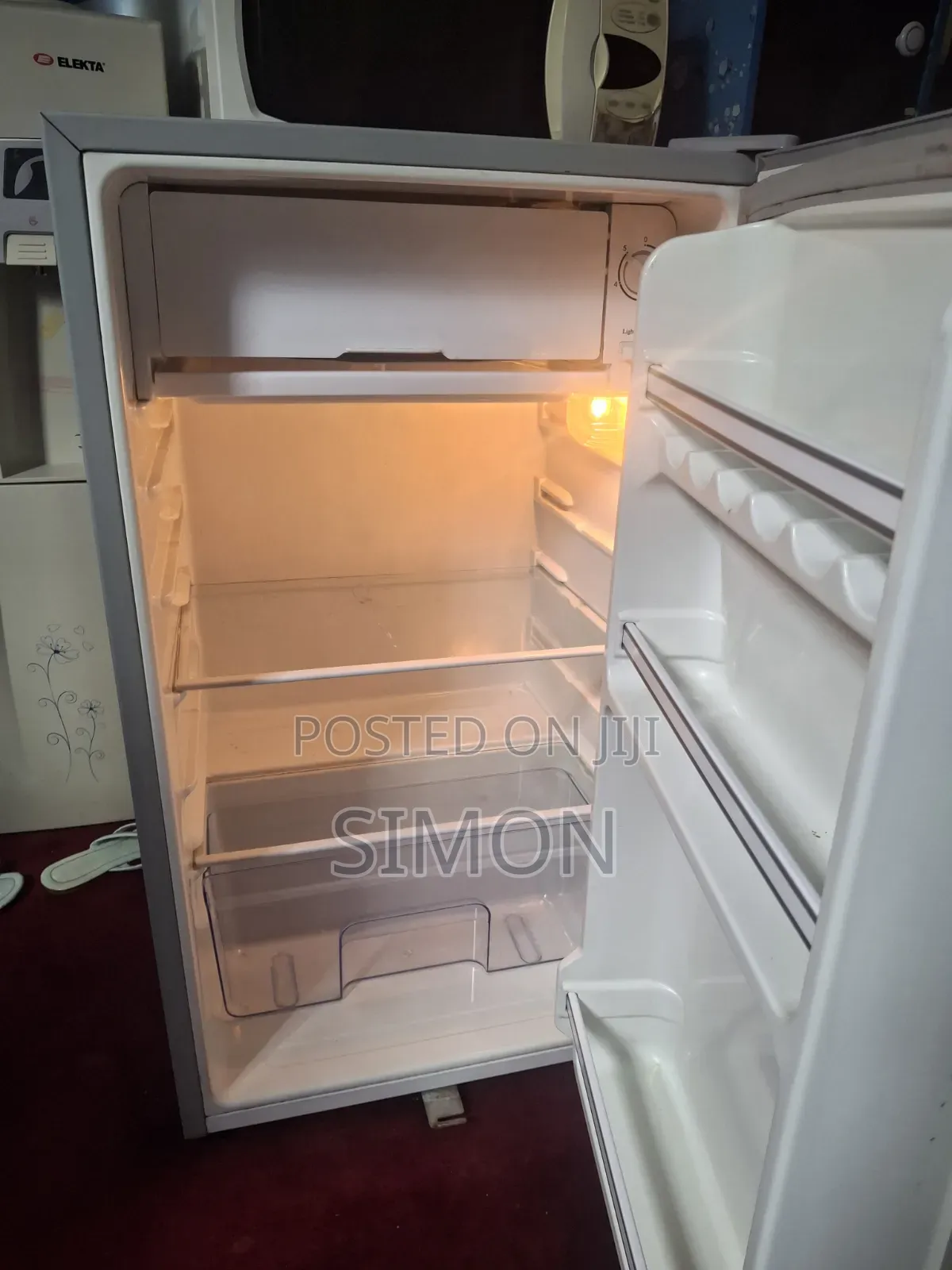 Selling 93L Ramtons Fridge