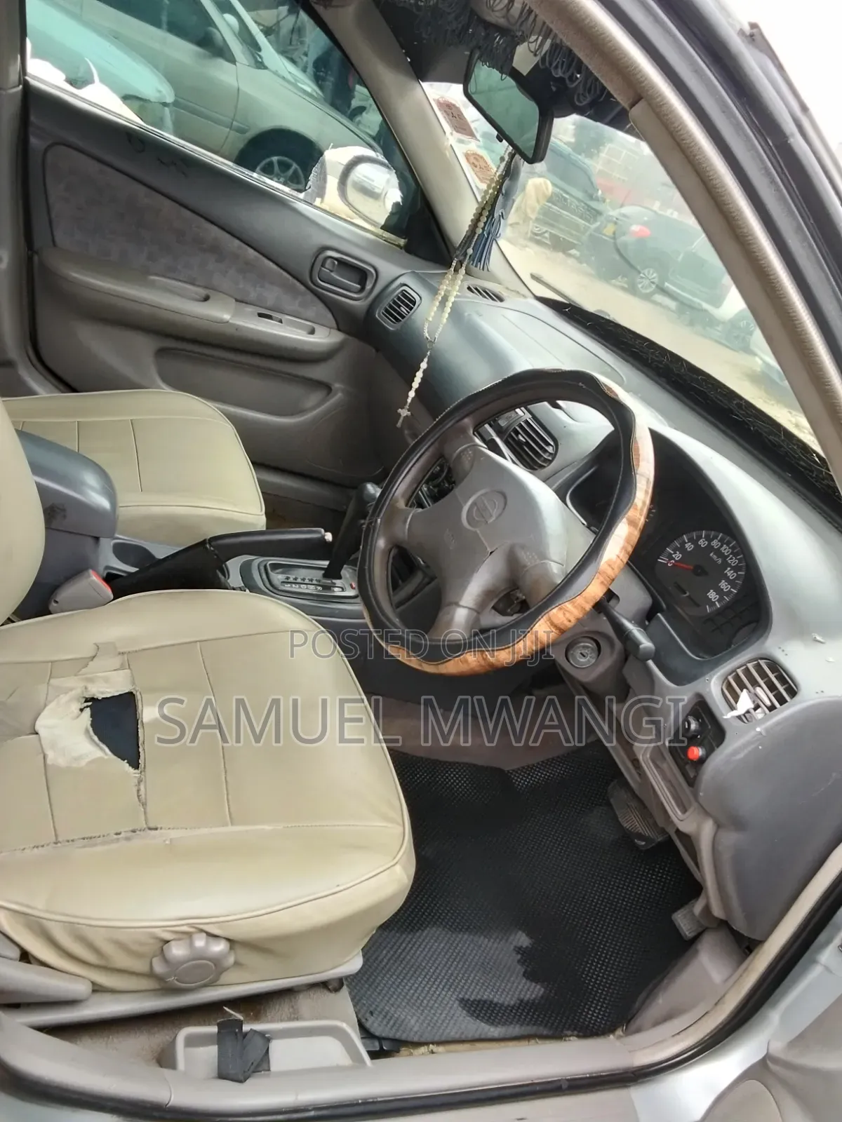 Nissan FB15 2000 Silver