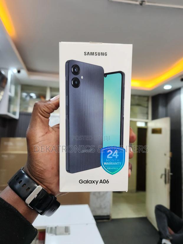 New Samsung Galaxy A06 64 GB Gold