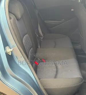 Mazda Demio 2016 Blue