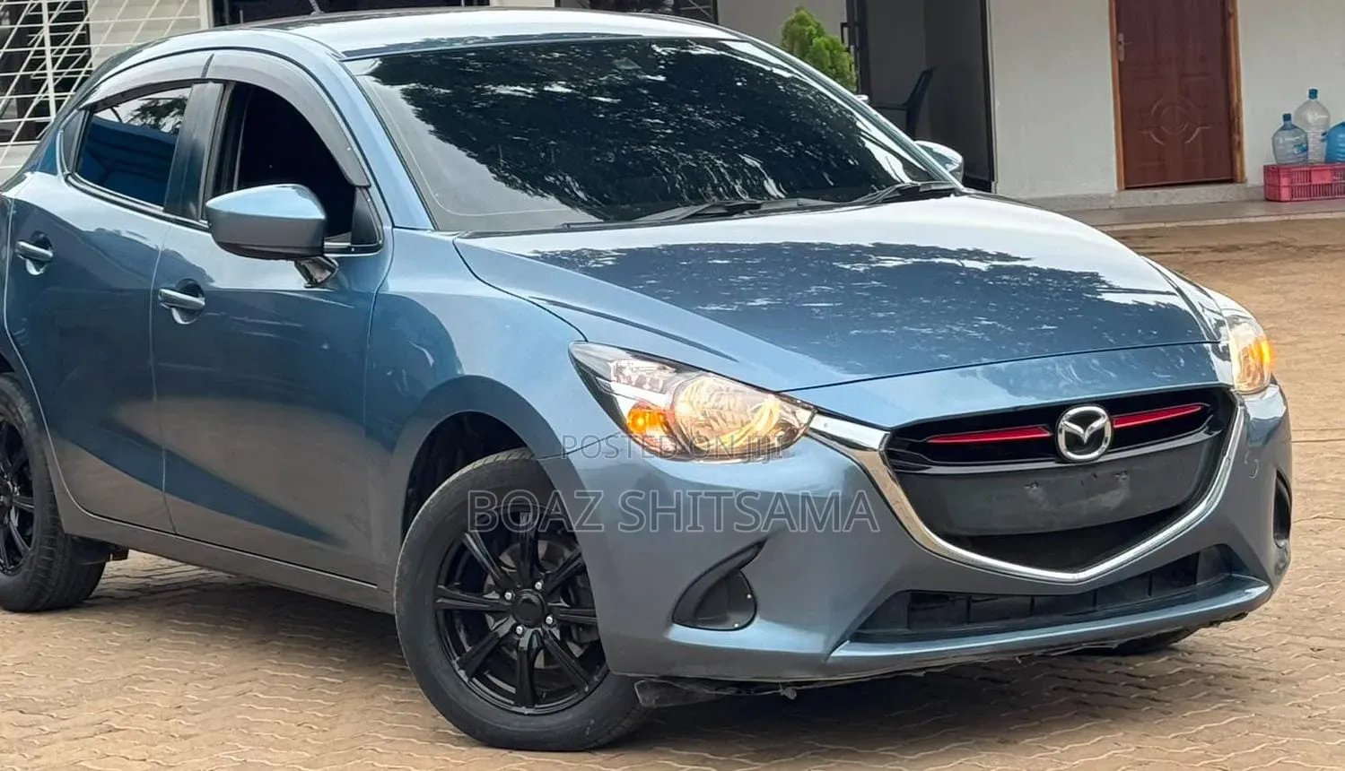Mazda Demio 2016 Blue