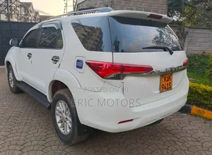 Toyota Fortuner 2015 White