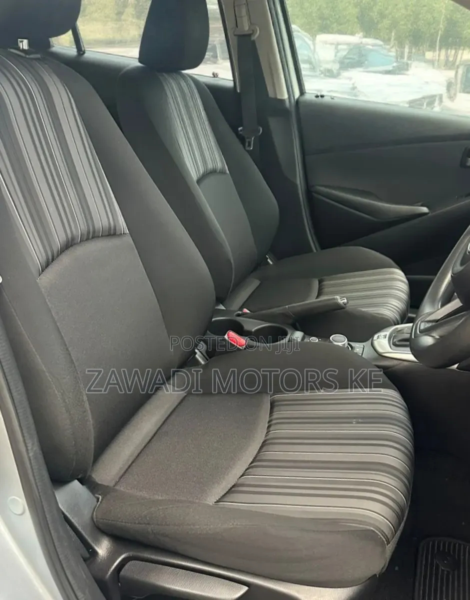 Mazda Demio 2019 Silver
