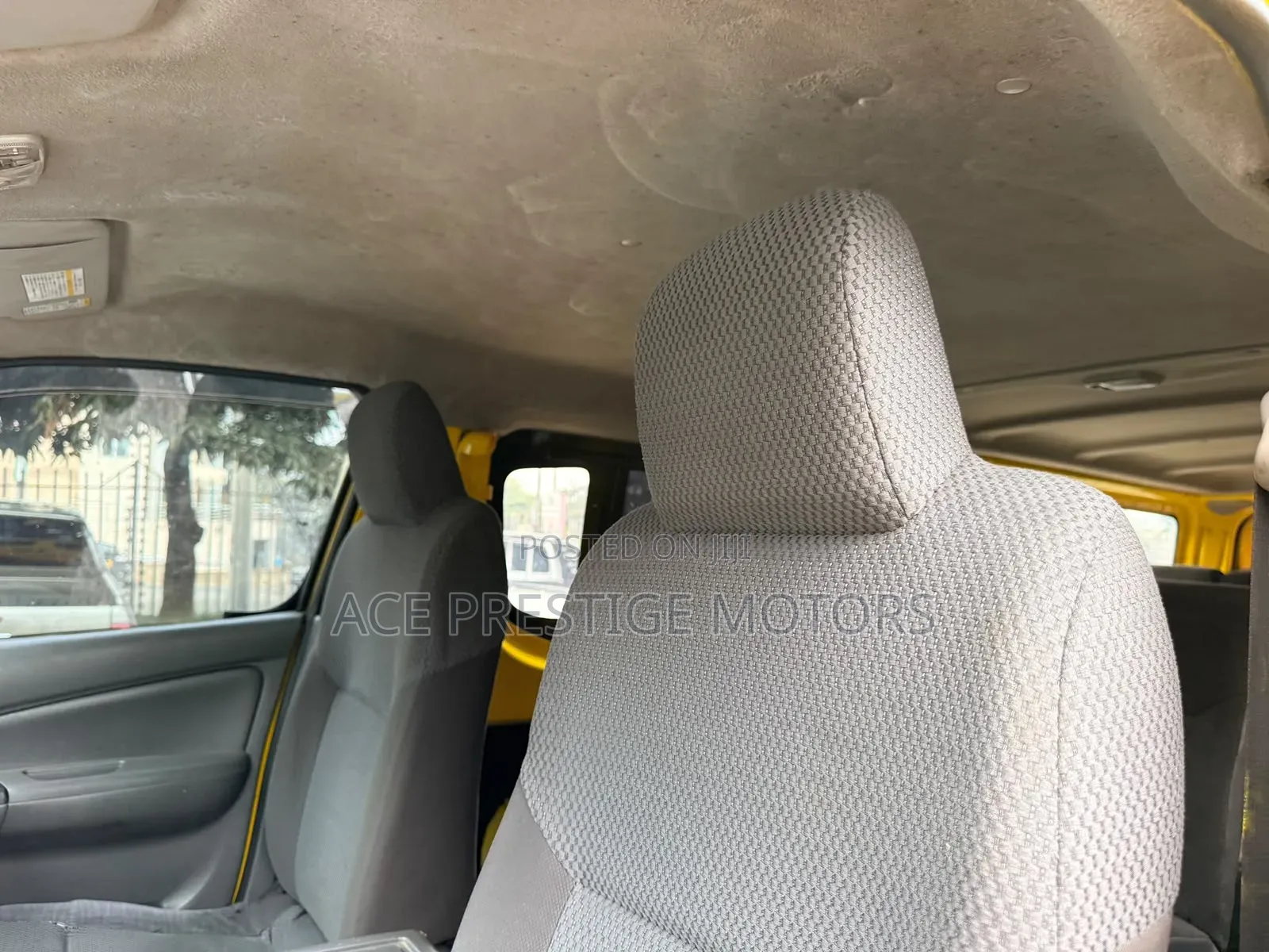 Nissan NV200 2013 Yellow