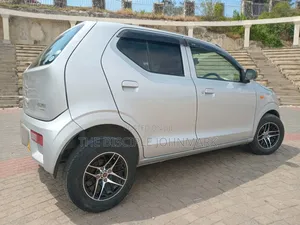 Suzuki Alto 2017 Silver