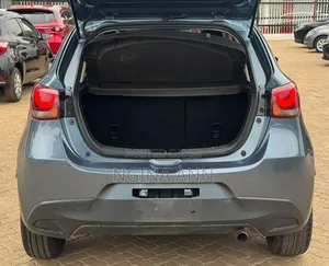 Mazda Demio 2016 Blue