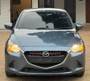 Mazda Demio 2016 Blue