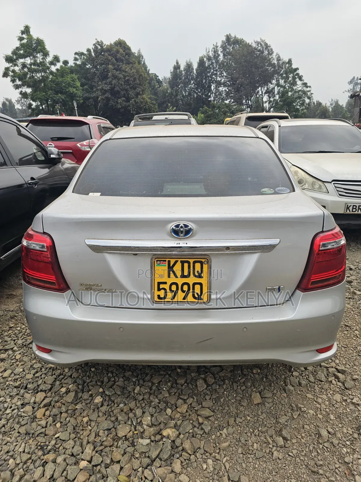 Toyota Axio 2019 Silver
