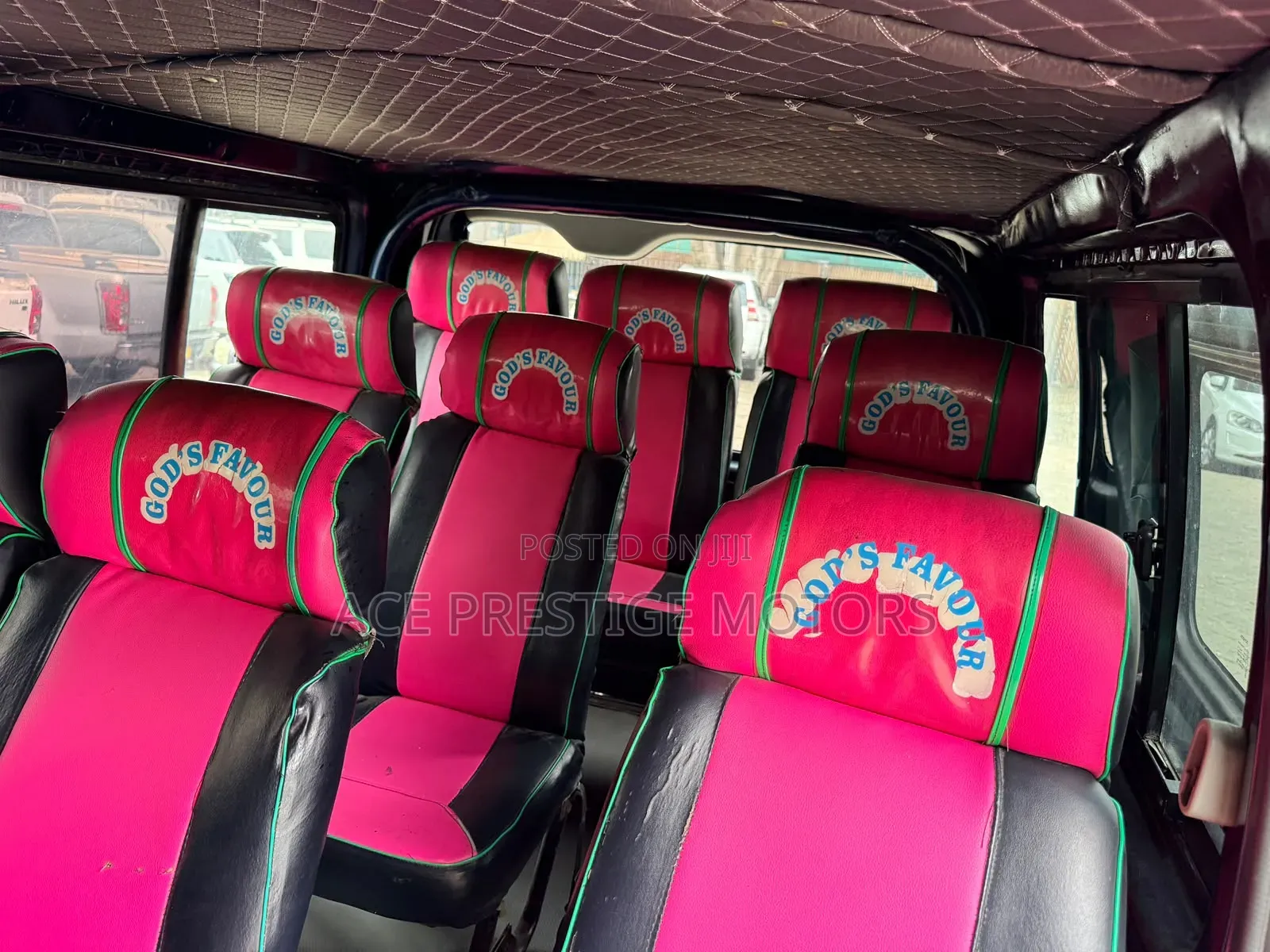 Toyota HiAce 2014 Blue