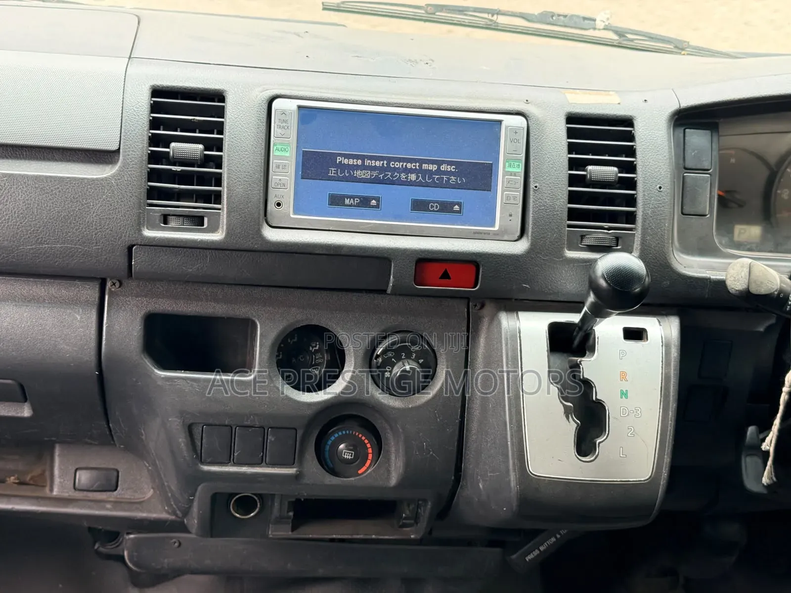 Toyota HiAce 2014 Blue