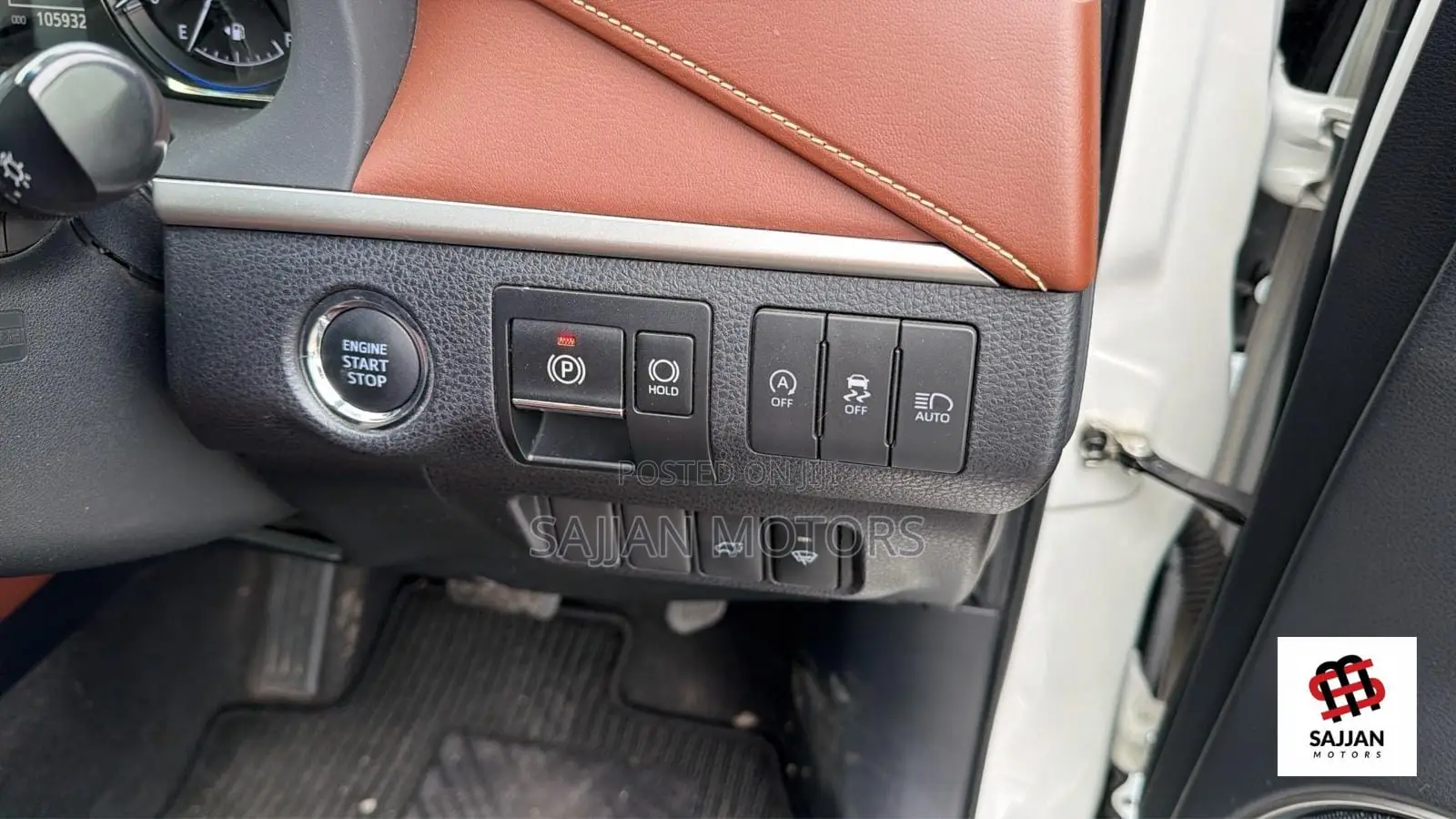 Toyota Harrier 2.0 2019 White