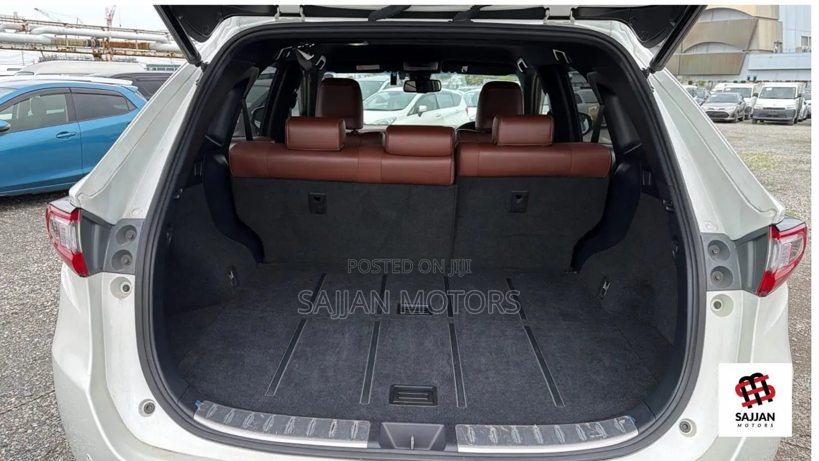 Toyota Harrier 2.0 2019 White