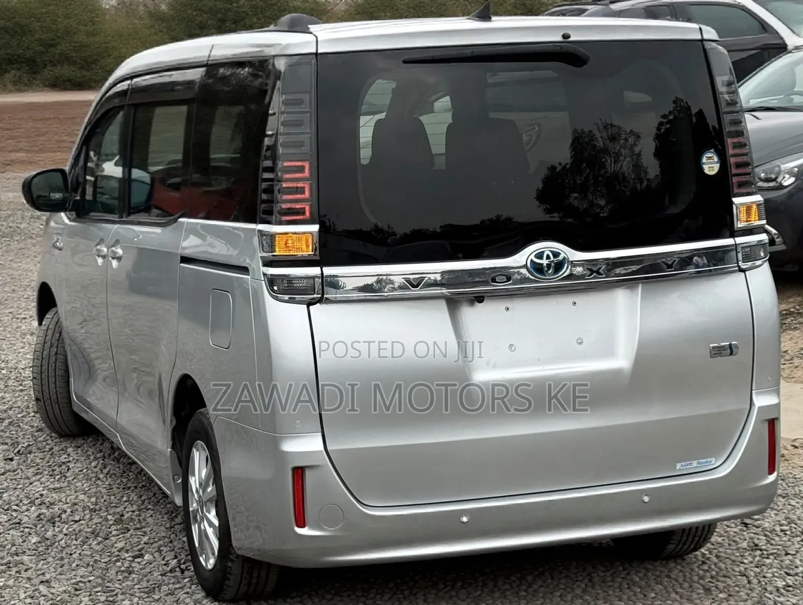 Toyota Voxy 2019 Silver
