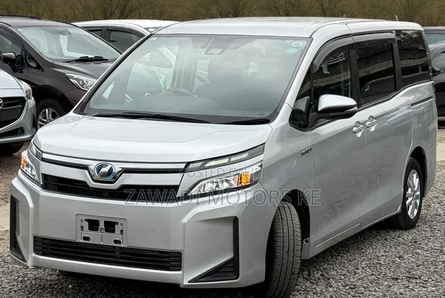 Toyota Voxy 2019 Silver