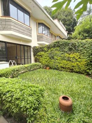 4bdrm Townhouse / Terrace in Spring Valley for rent