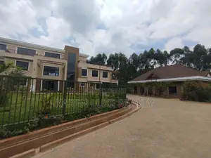 7bdrm Villa in Karen for rent