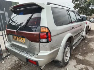 Mitsubishi Shogun 2000 Silver