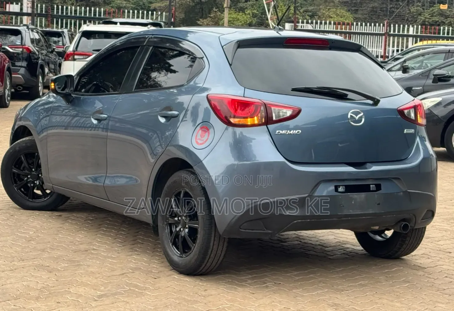 Mazda Demio 2016 Blue
