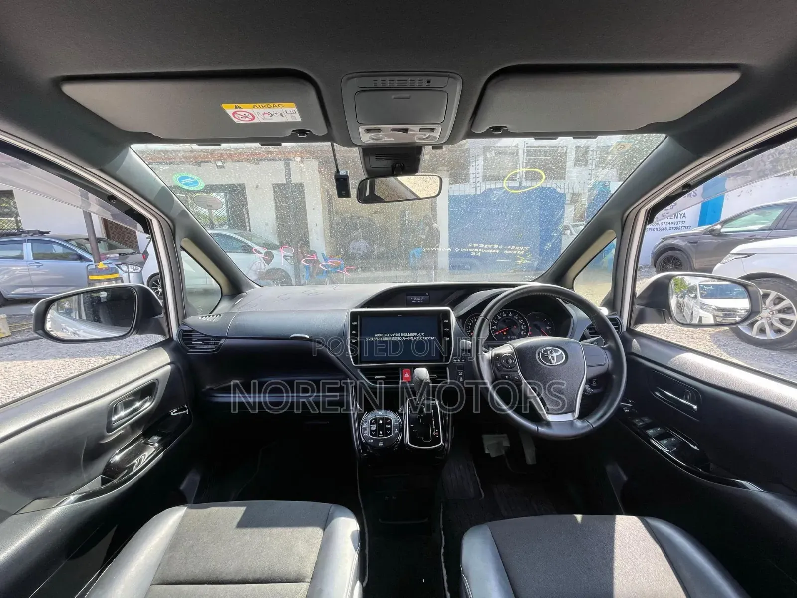 Toyota Noah 2019 White