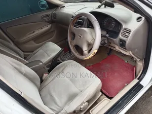 Nissan Sunny 2006 White
