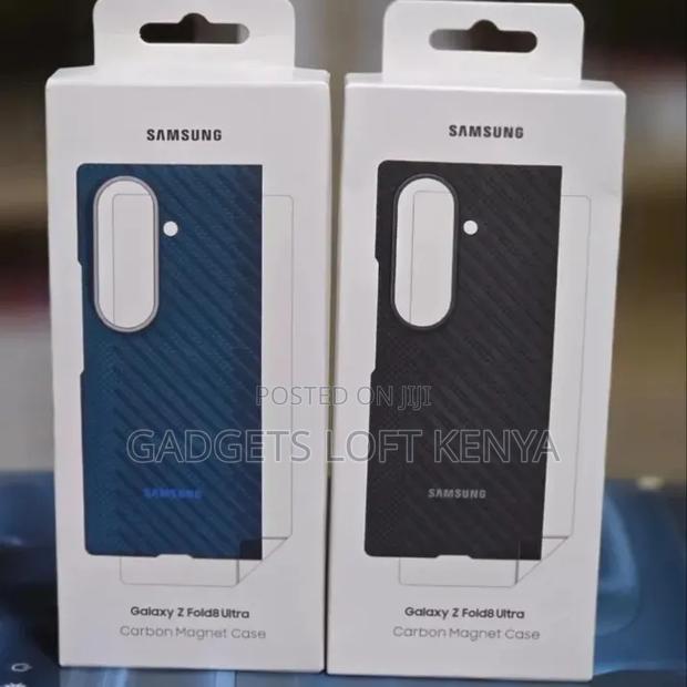 Samsung Galaxy Z Fold 8 Ultra Carbon Magnet Case - thumbnail 2
