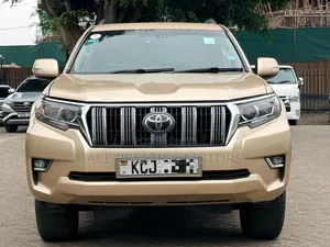 Toyota Land Cruiser Prado 2011 Gold