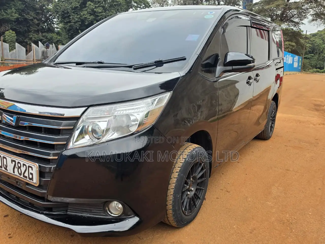 Toyota Noah 2016 Black