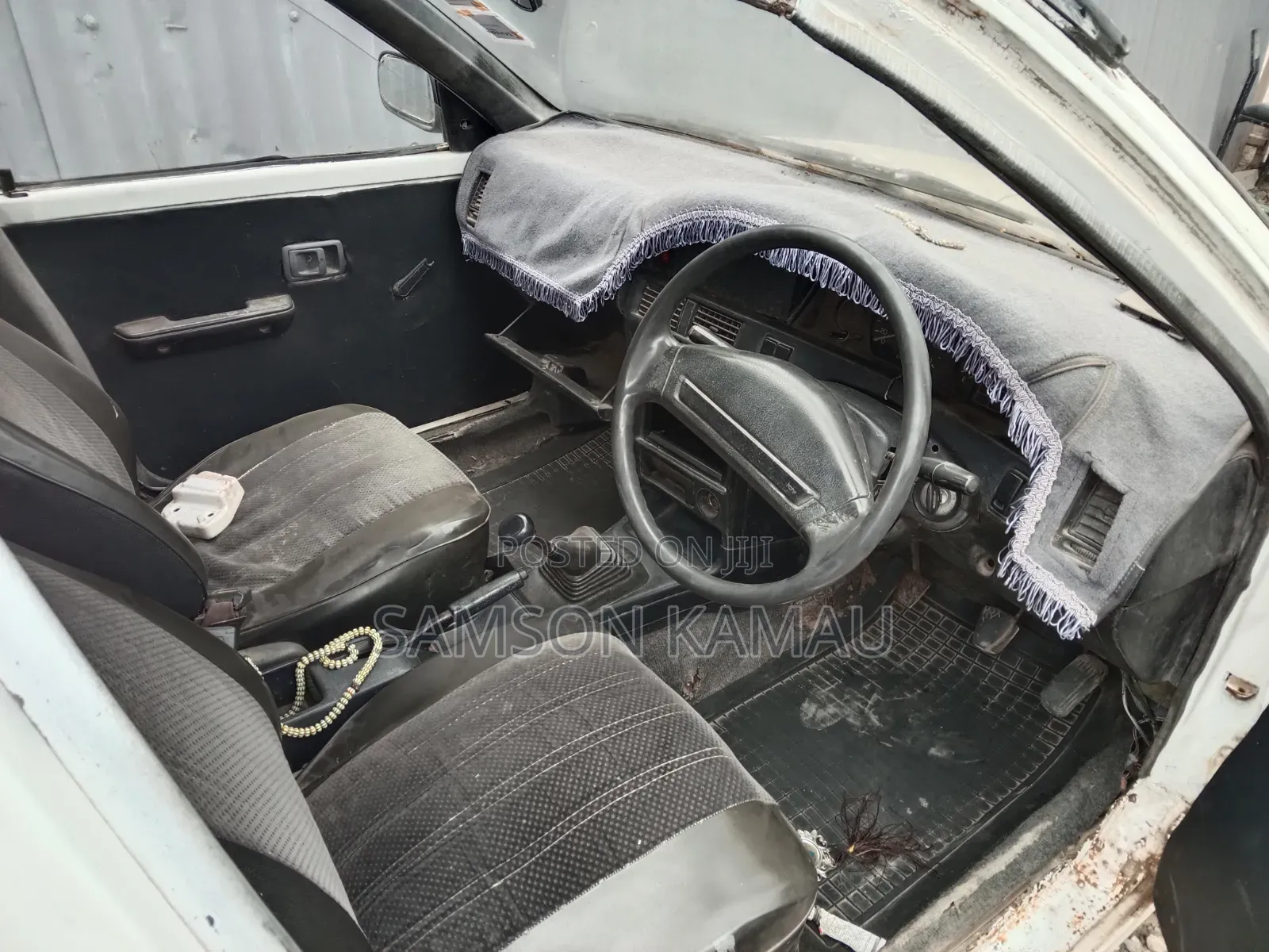 Toyota Corolla 1998 White