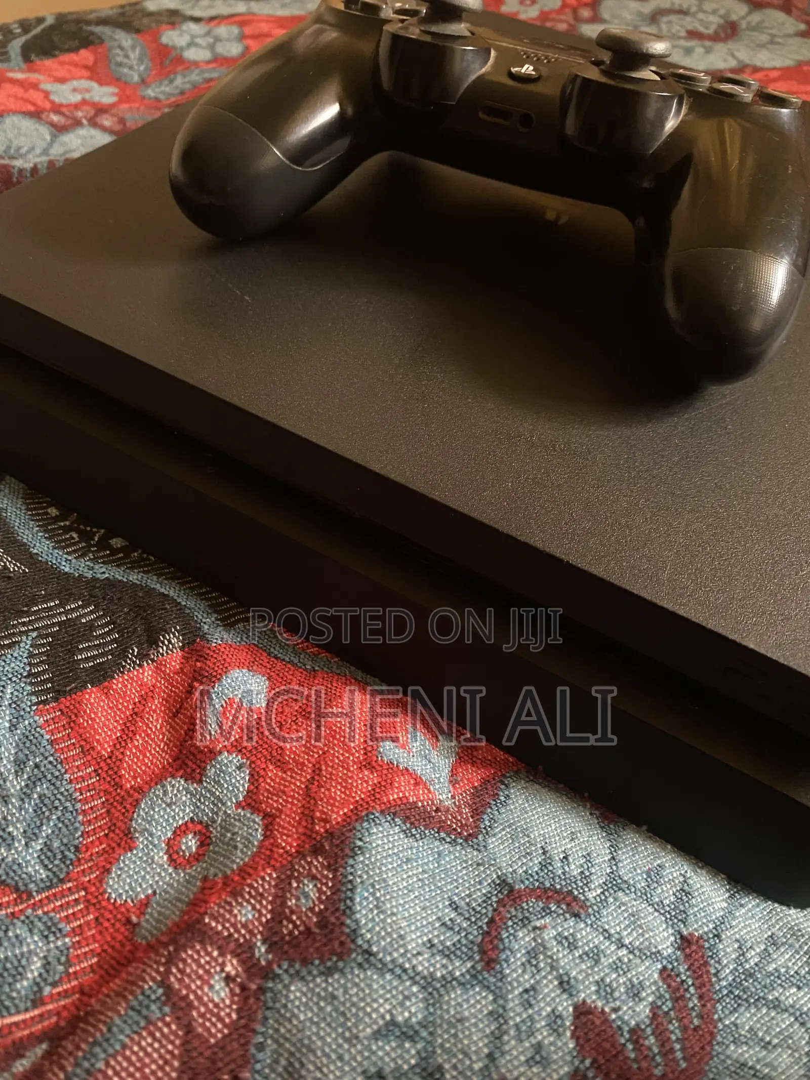 Playstation 4 Slim