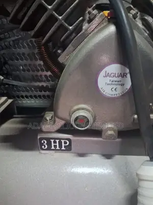 Jaguar Air Compressor 220v/95l
