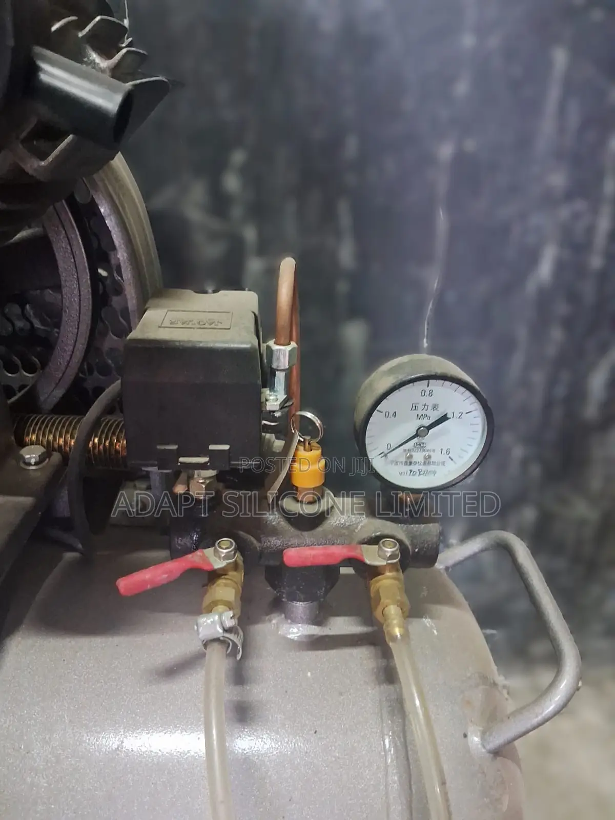 Jaguar Air Compressor 220v/95l