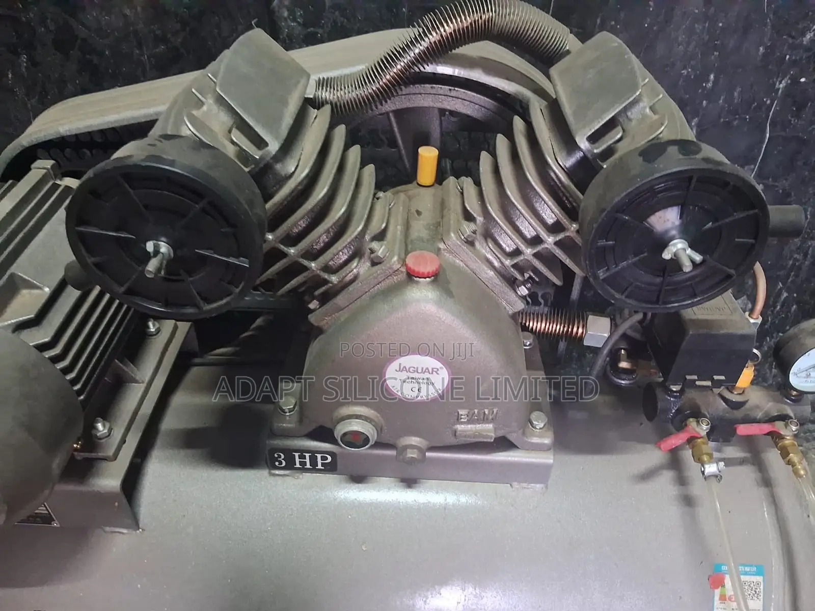 Jaguar Air Compressor 220v/95l