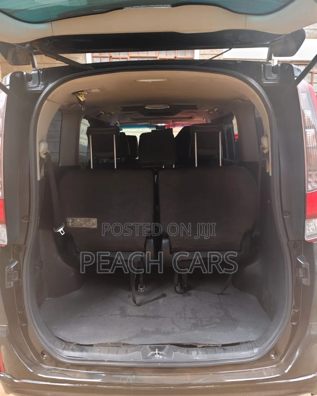 Toyota Noah 2017 Black