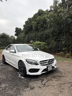 Mercedes-Benz C200 2015 White