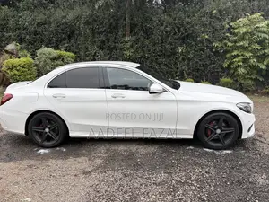Mercedes-Benz C200 2015 White