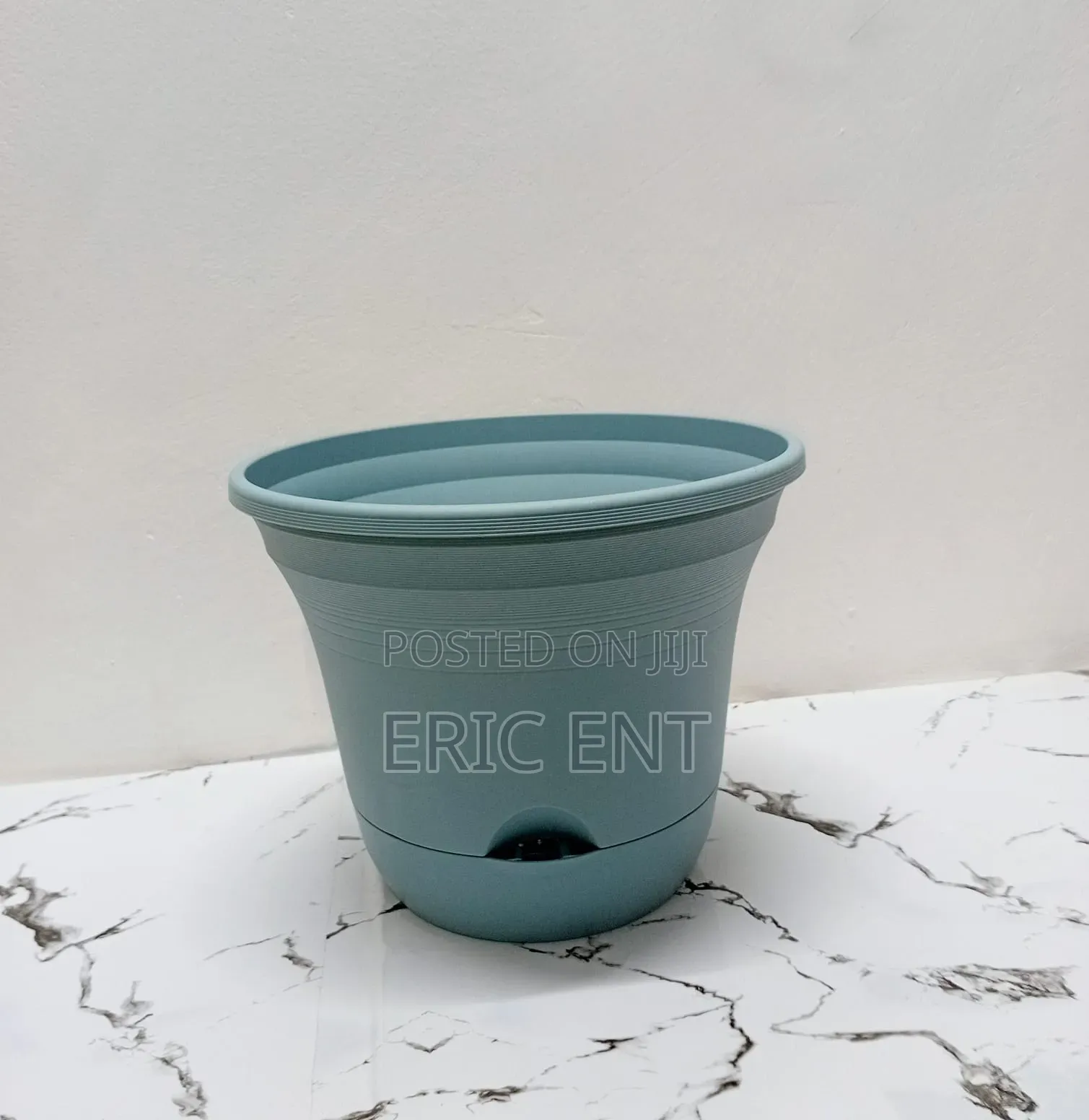 Plastic Flower Pot/ Planter