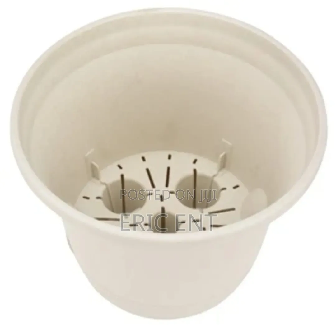 Plastic Flower Pot/ Planter
