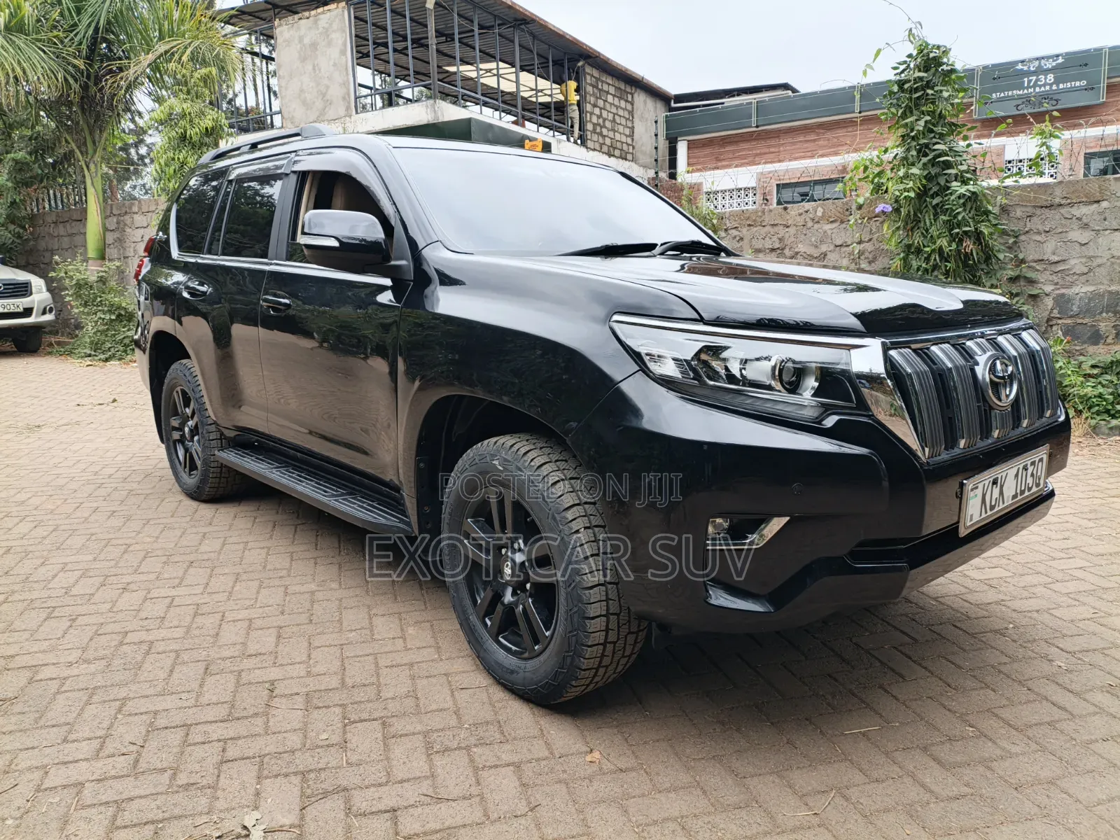 Toyota Land Cruiser Prado 2017 Black