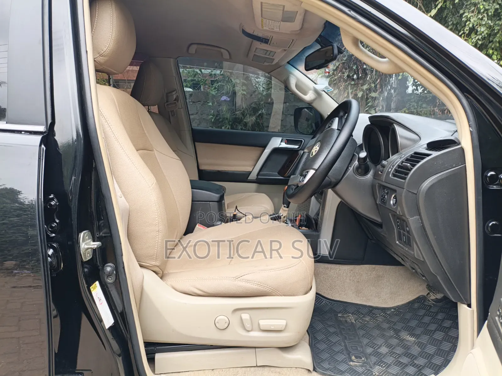 Toyota Land Cruiser Prado 2017 Black